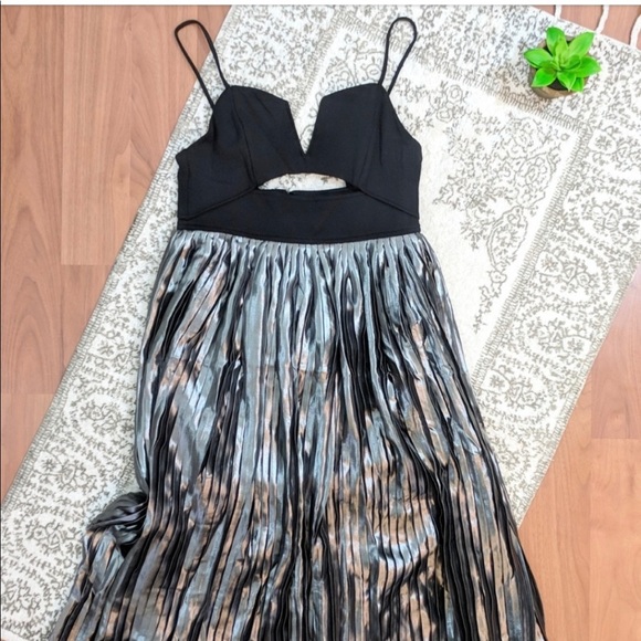 NWT Free People Piper Pleated
Midi Dress - Picture 3 of 5